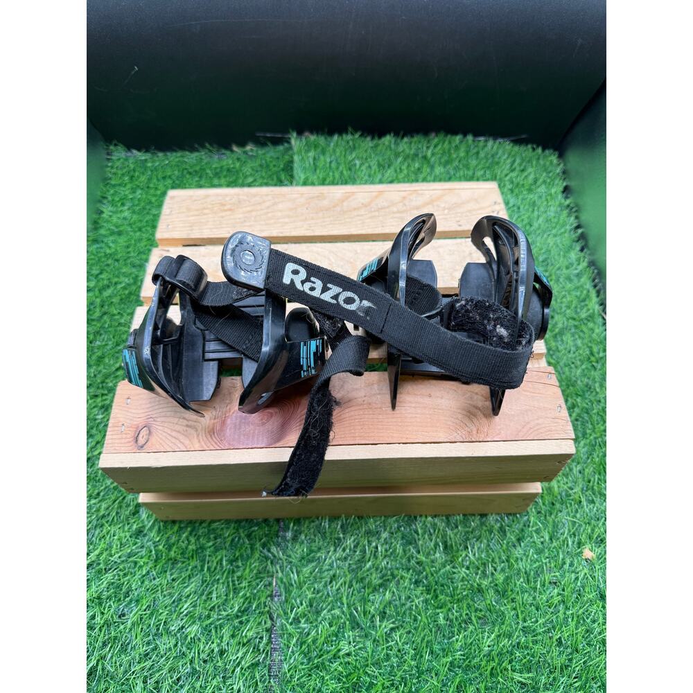 Razor Jetts Heel Wheels – Black/Green Wheeled Skate Shoes-Kids Ages 6+